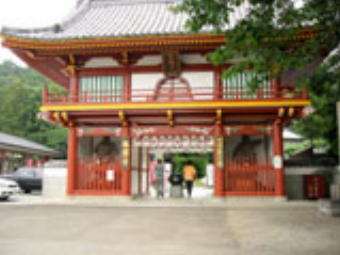 第２番極楽寺仁王門