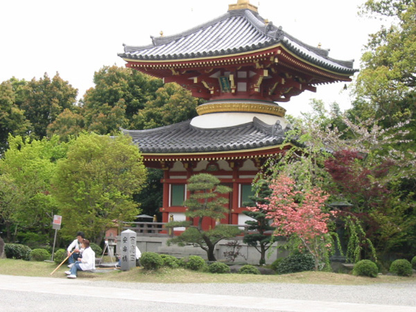 安楽寺多宝塔