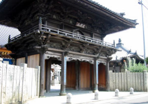 観音寺鐘楼門