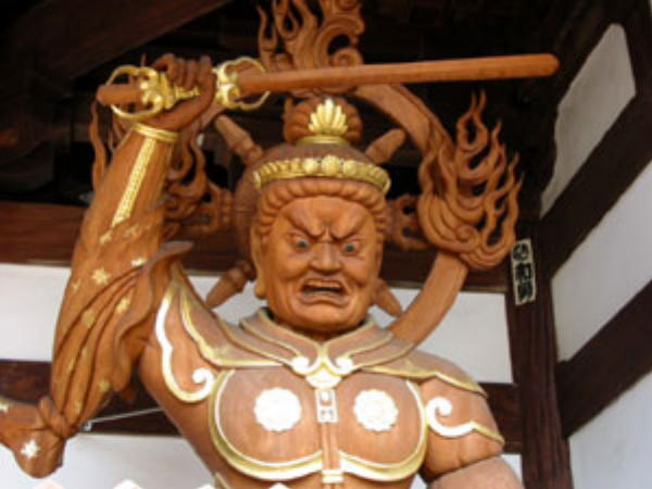 仁王像増長天