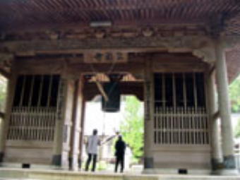 第65番三角寺鐘楼門