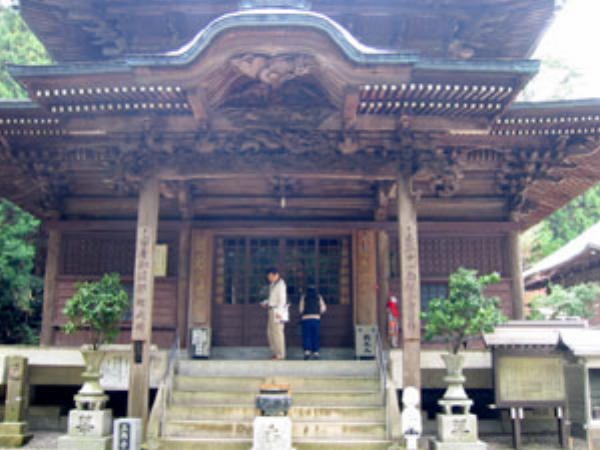 三角寺本堂
