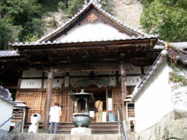 弥谷寺本堂