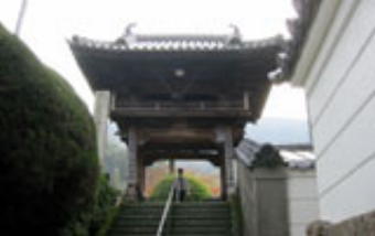 第73番出釈迦寺山門
