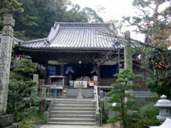 甲山寺本堂