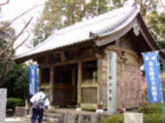 第32番禅師峰寺仁王門