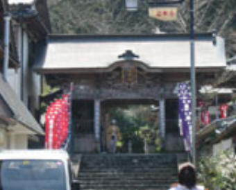 第37番岩本寺仁王門